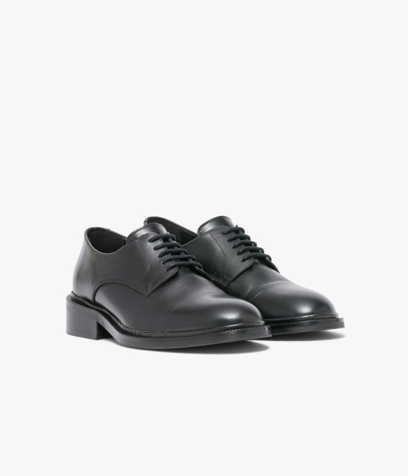 Derby Carmen Noir