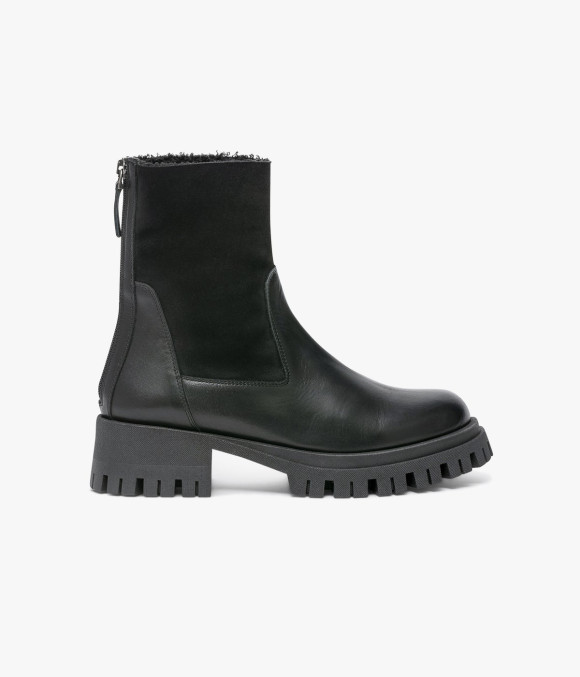 Boots Stockholm Noir