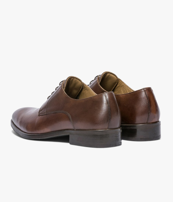 Derby Leonardo Marron