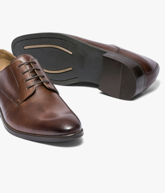Derby Leonardo Marron
