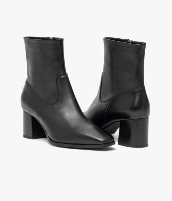 Boots Judith