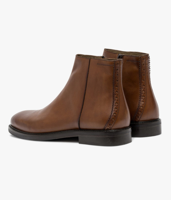 Boots Montague Cognac