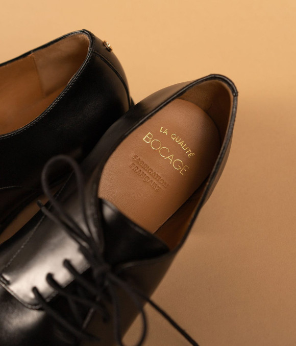 Derby Carole Noir