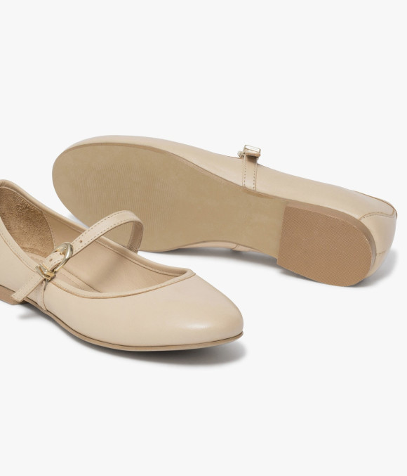 Ballerine Bailando Nude